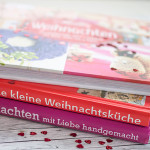Gewinnt ein weihnachtliches Bücherpaket!